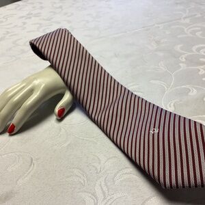 CHRISTIAN DIOR. GREY N BURGUNDY STRIPE TIE. SILK VINTAGE LOGO TOO